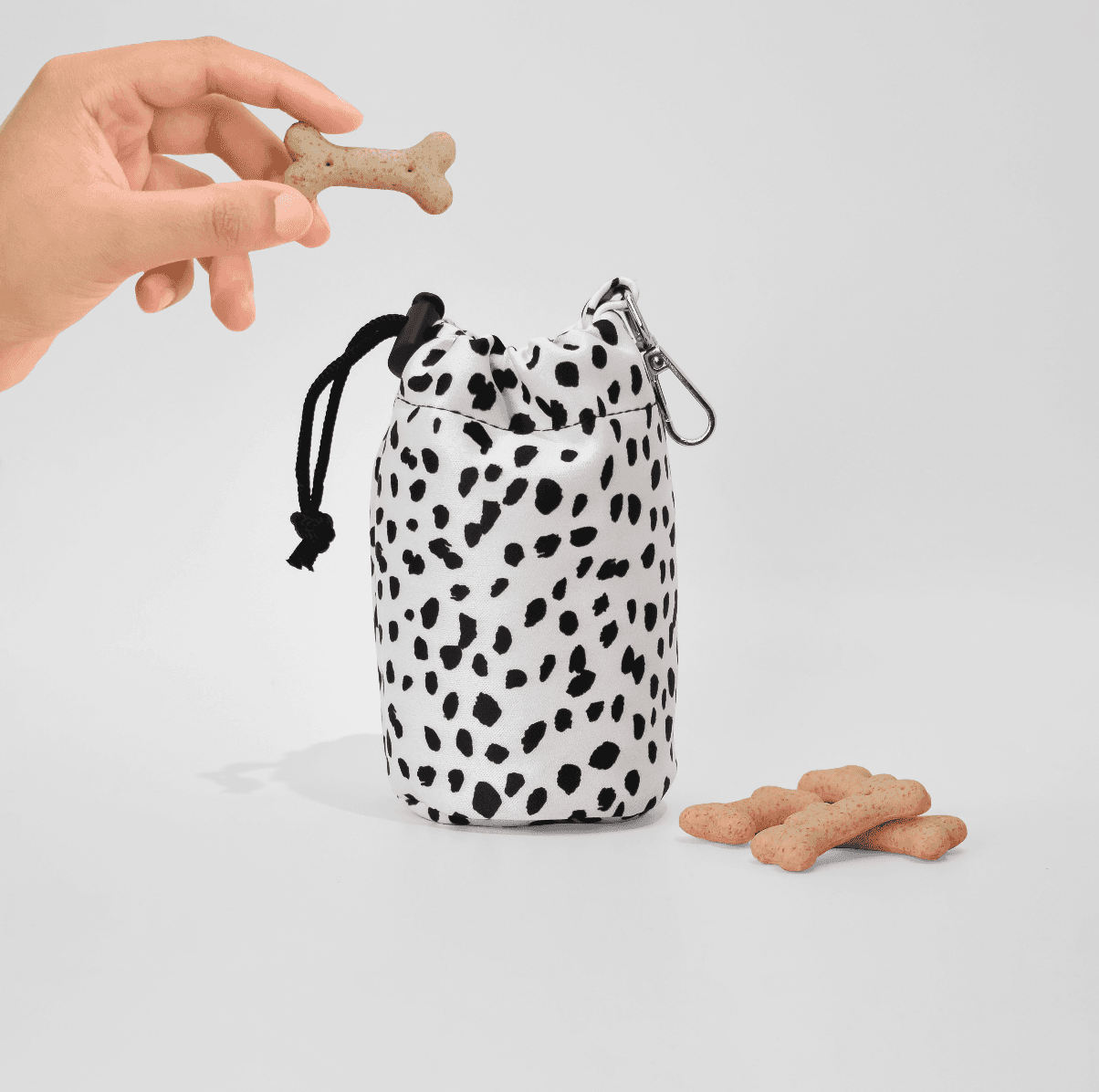 Monochrome Spots - Godbitpose med snøring