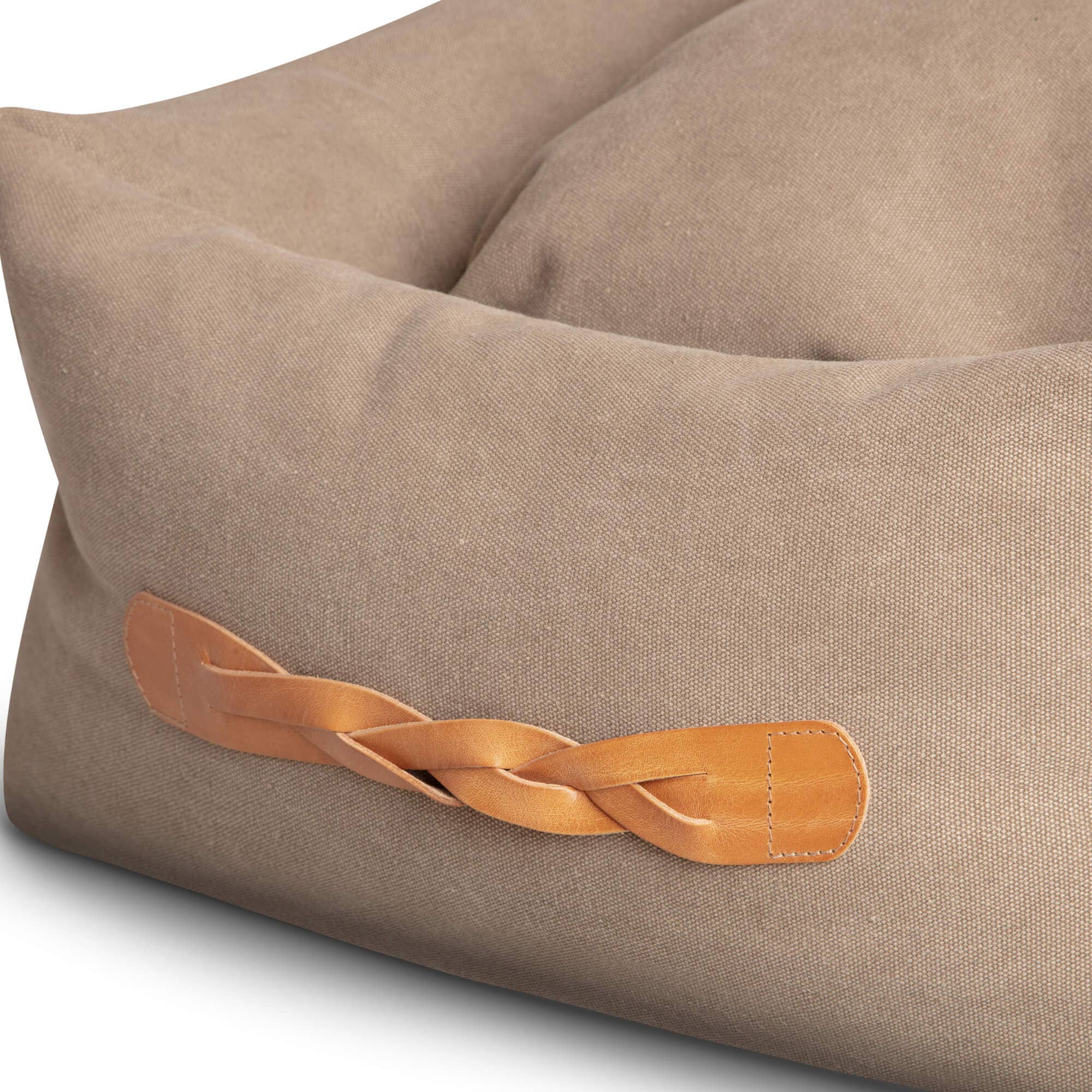 Classic Nest Sand Beige - Klassisk hundeseng m/lærdetaljer