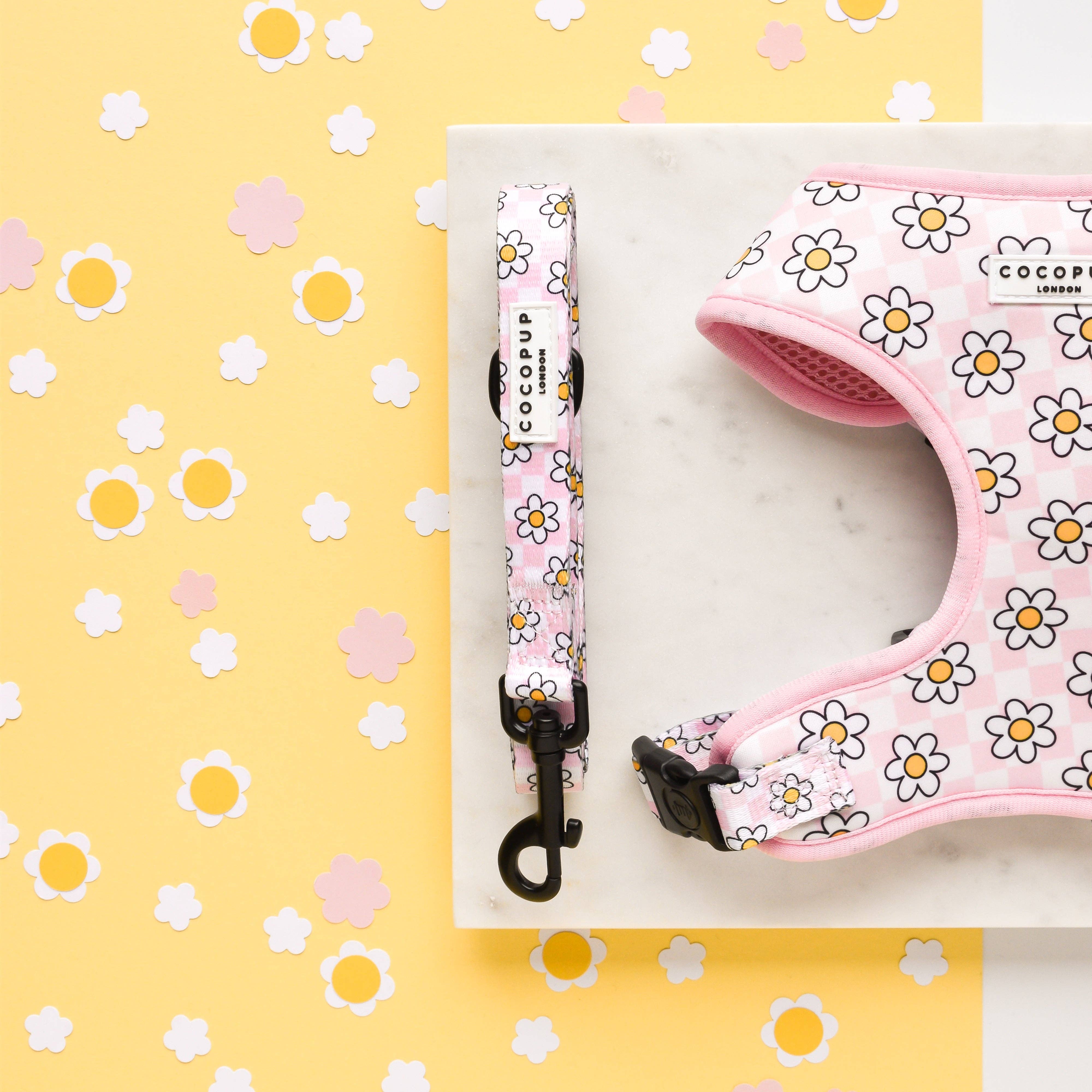 Daisy Gingham Rave - Hundekobbel i Blomstermønster 152 cm
