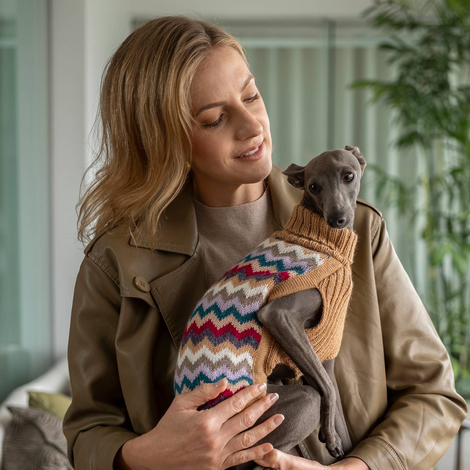 Camel Chevron Knit – Ullgenser til hund