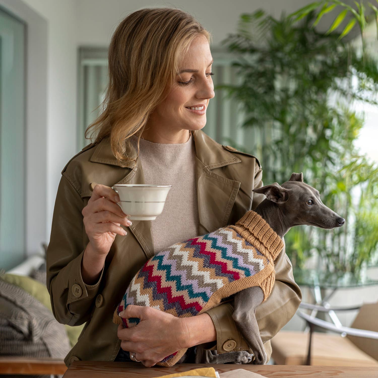 Camel Chevron Knit – Ullgenser til hund