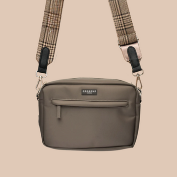 Hundeluftingsveske Large – Mocha med Bag Stropp i Pup Plaid