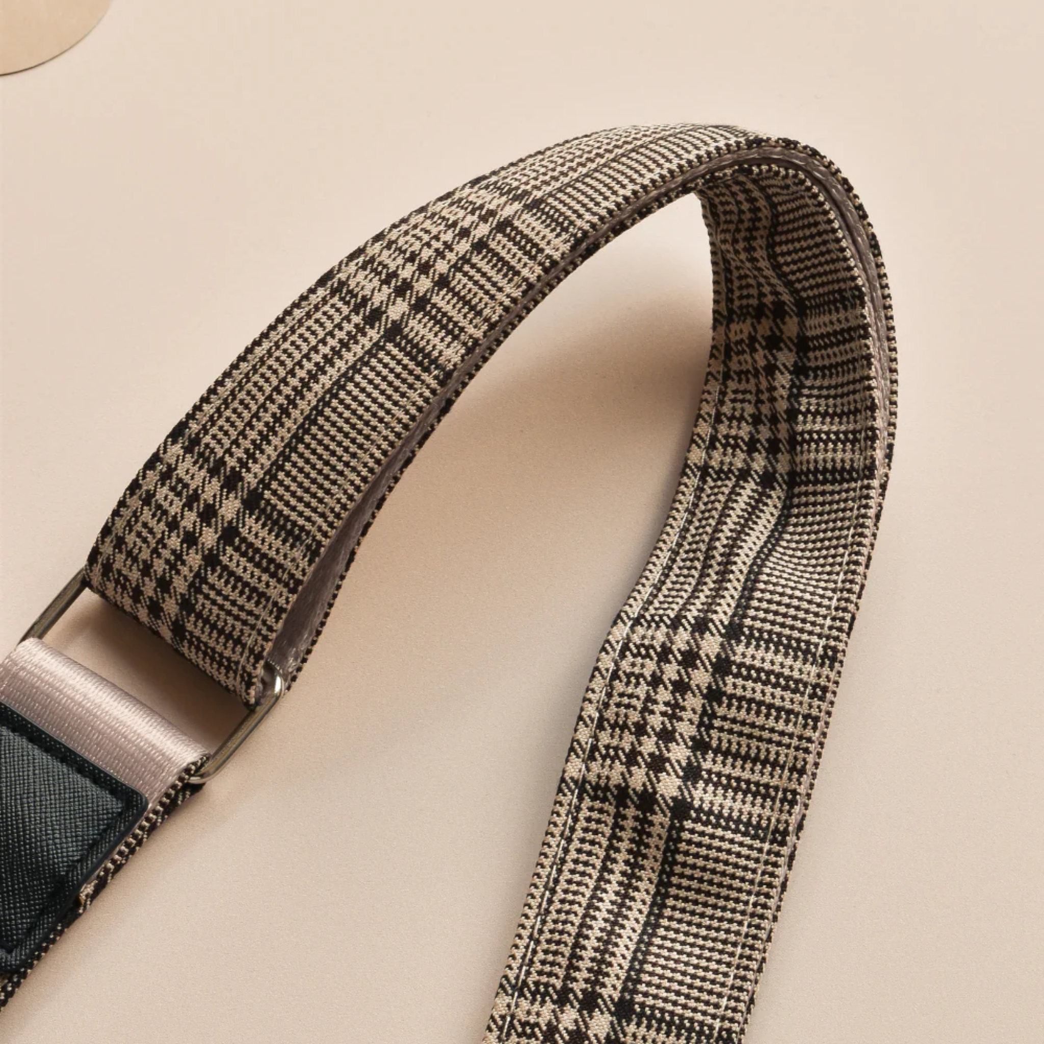 Hundeluftingsveske Large – Mocha med Bag Stropp i Pup Plaid