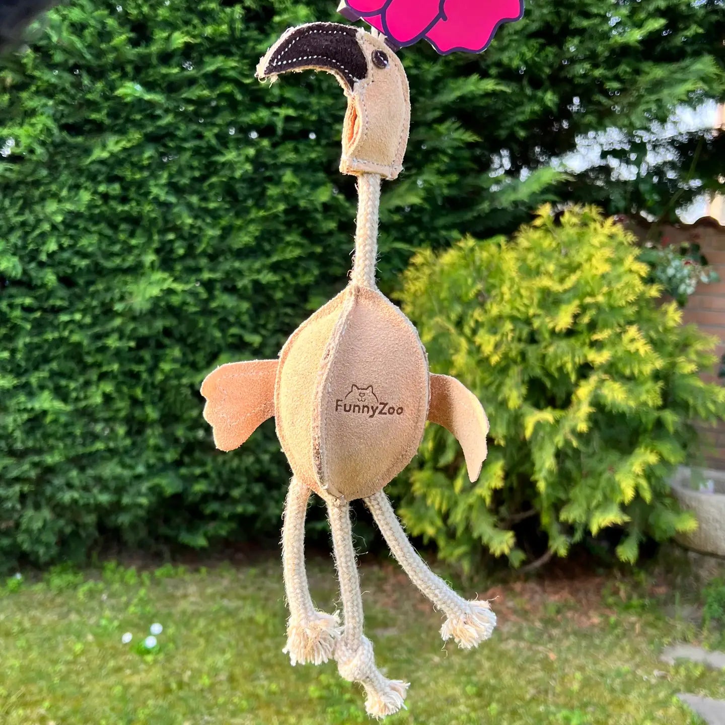 Flamingo Suede - Naturlig hundeleke i semsket skinn