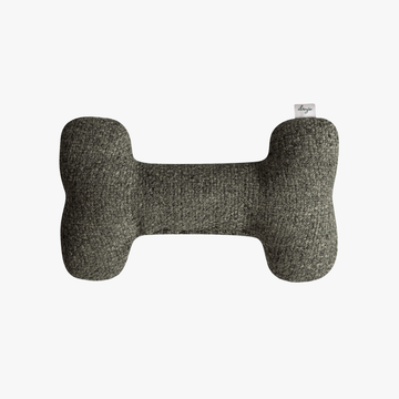 Pluto Bone Grønn – Hundeleke i resirkulert stoff