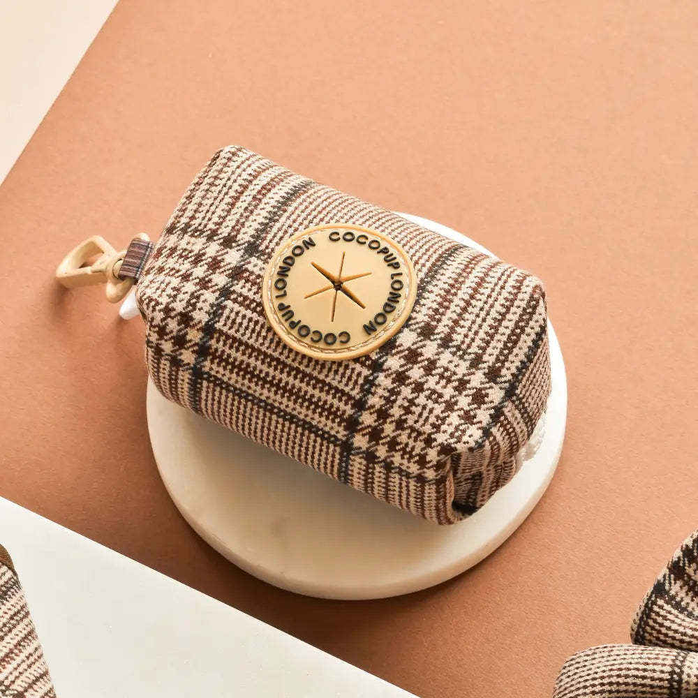 Pup Plaid - Hundeposer holder